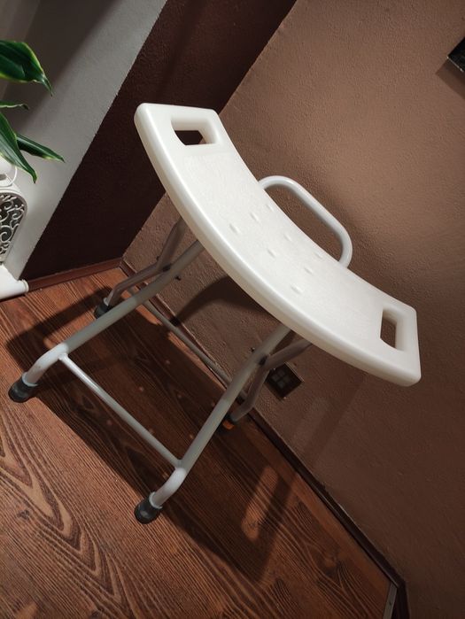 Taboret prysznicowy skłafany
