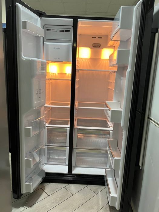 Холодильник Bosch сабо сайд,no frost,привезений з ЄС