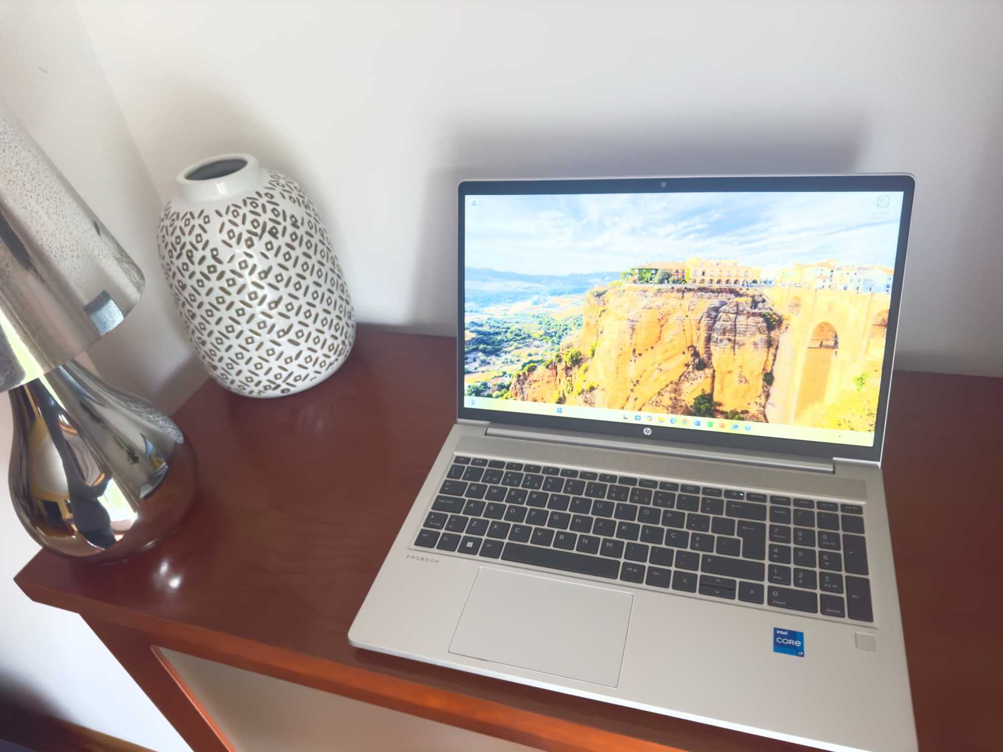 HP Probook 450 G9 15.6"FHD/i7-1260P c/12+16 Cores!/32Gb/1TB/Garantia
