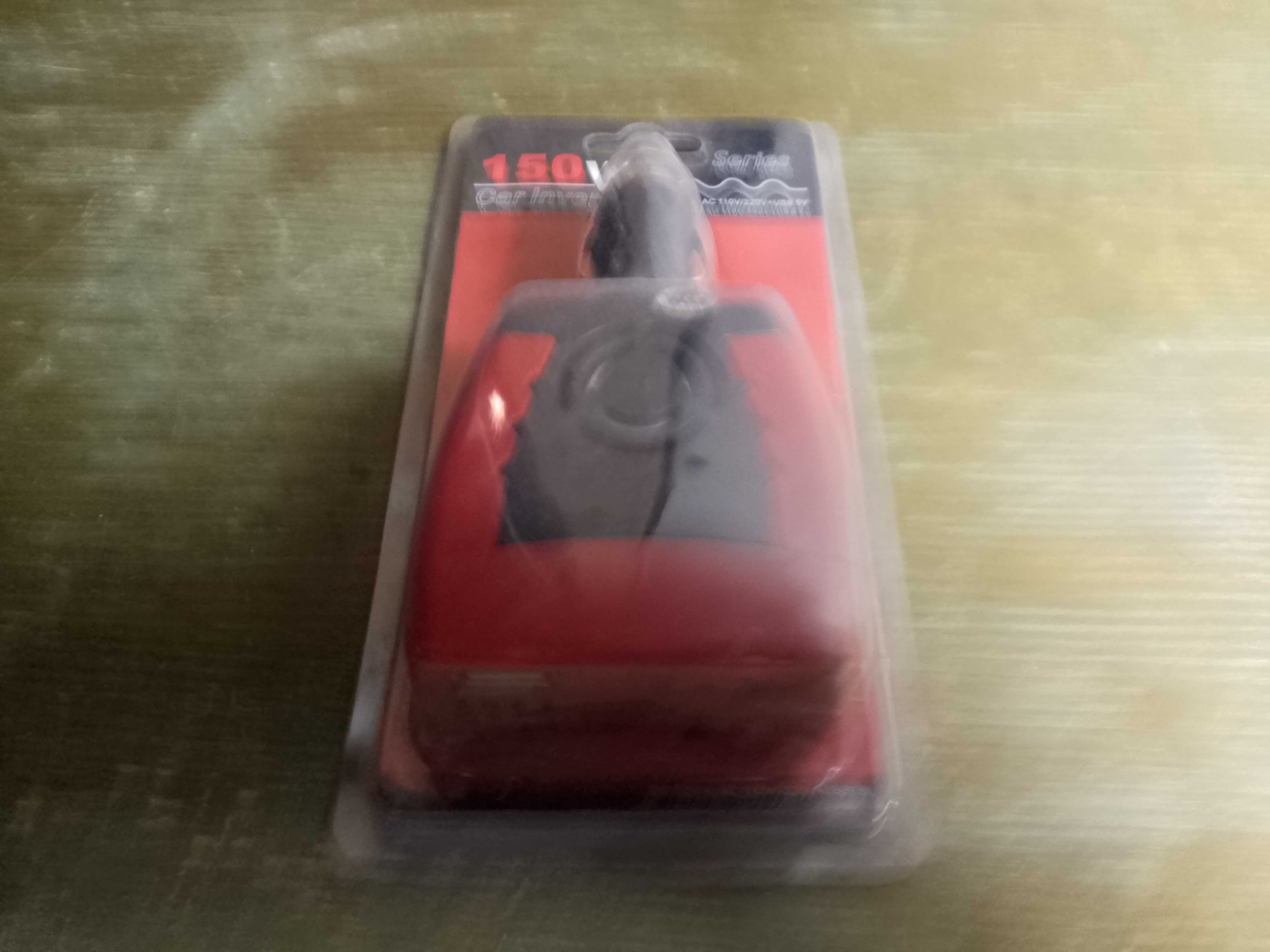 Ładowarka przetwornica napięcia z gniazda zapalniczki na 220V USB