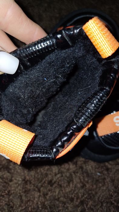 Продам угги 26 размер