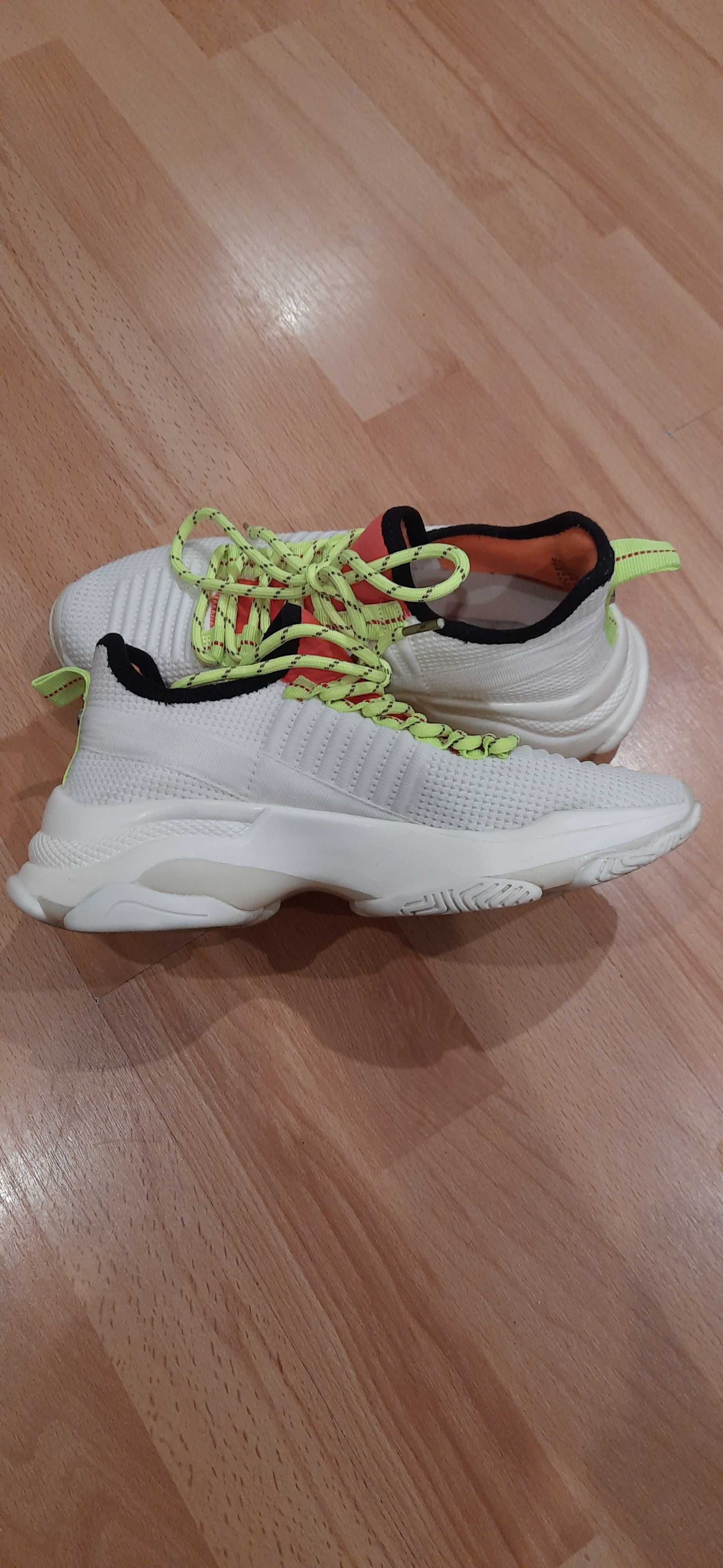 Buty sneakersy damskie Steve Madden