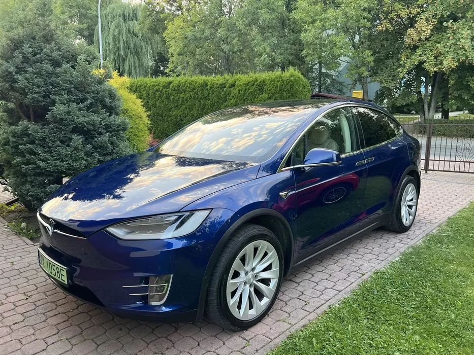 Tesla Model X Tesla Model X 90D 7-osobowa, 525KM, 2017