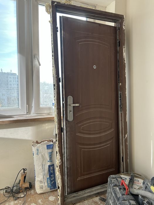 Drzwi wejsciowe 210x90 solidne