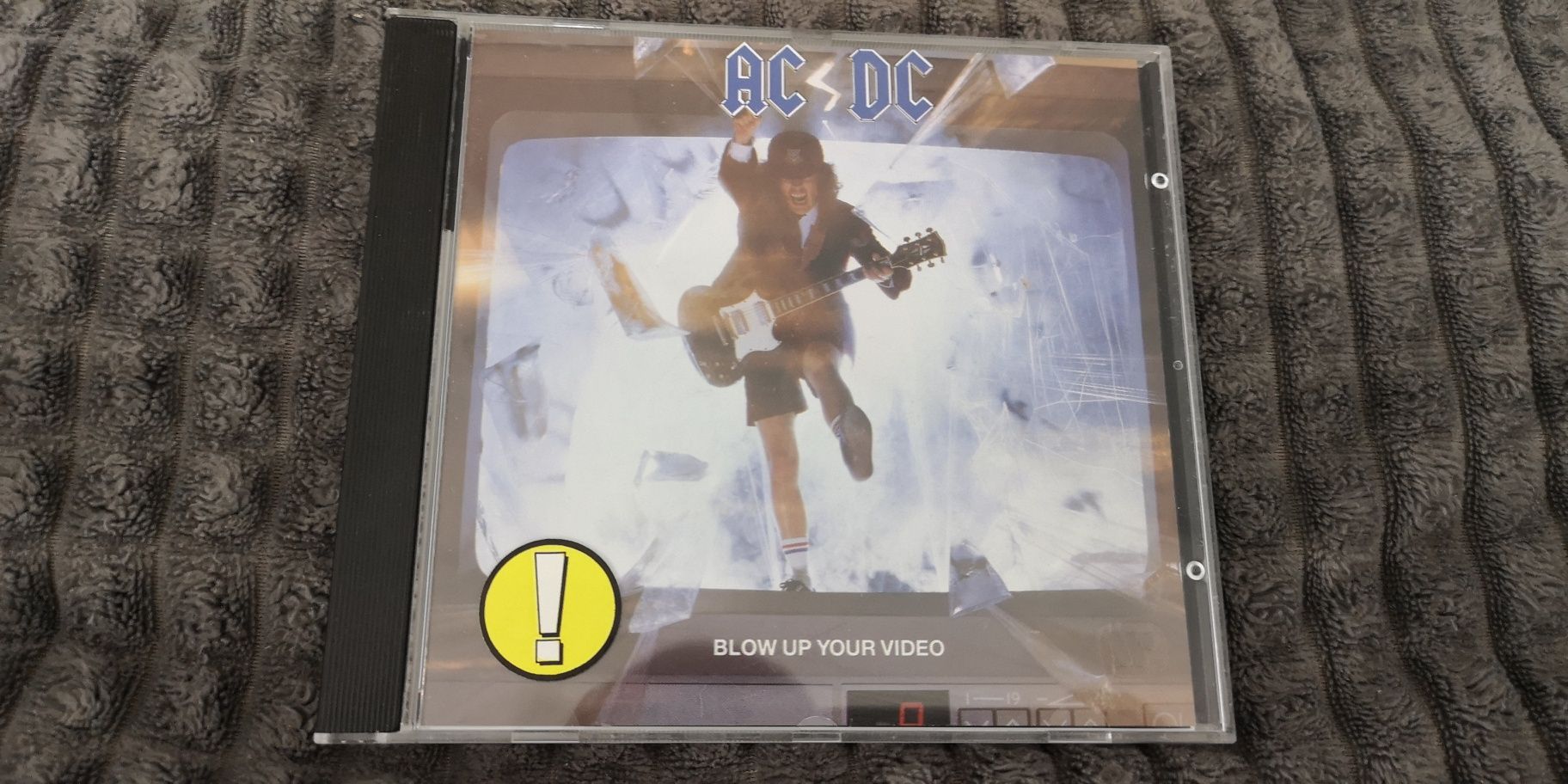 AC/DC - Blow Up Your Video. 1990r