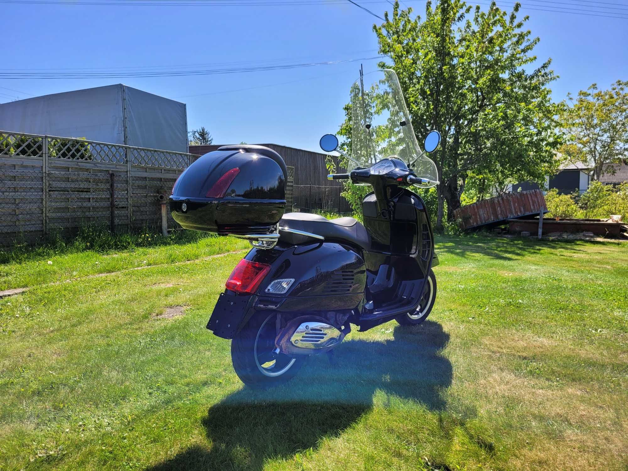 Sprzedam Piaggio Vespa GTS 300 is