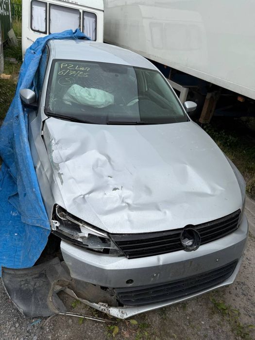 Продам Volkswagen jetta 2011 рік 2,5 автомат