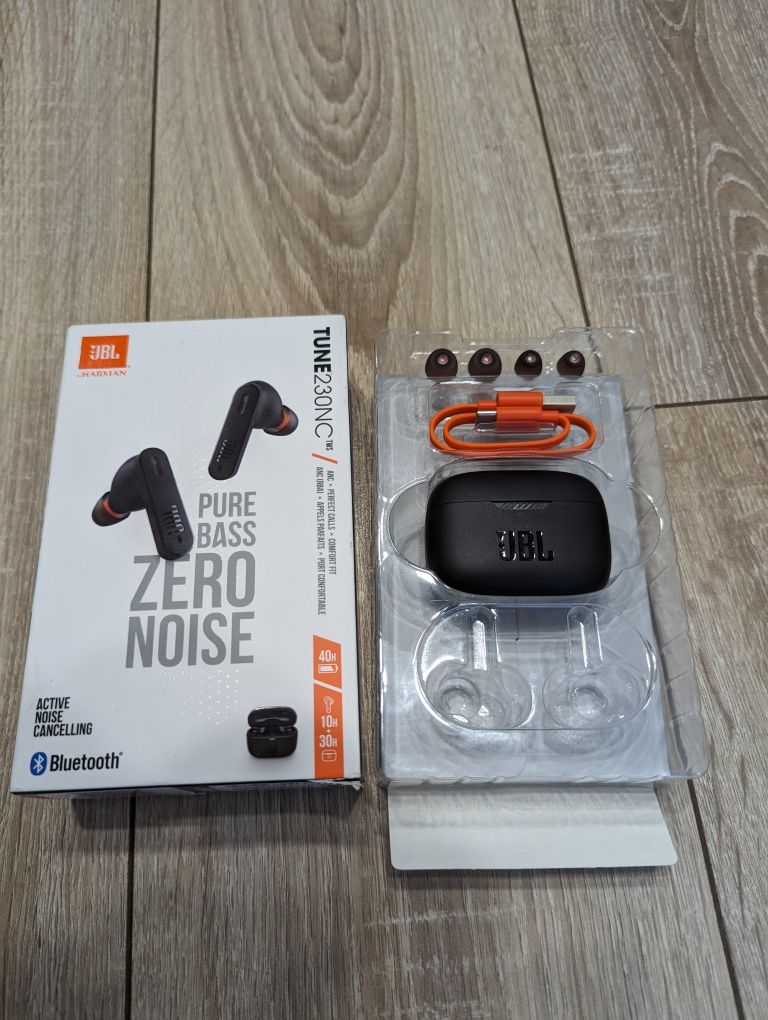 Бездротові навушники JBL Tune 230NC TWS Black