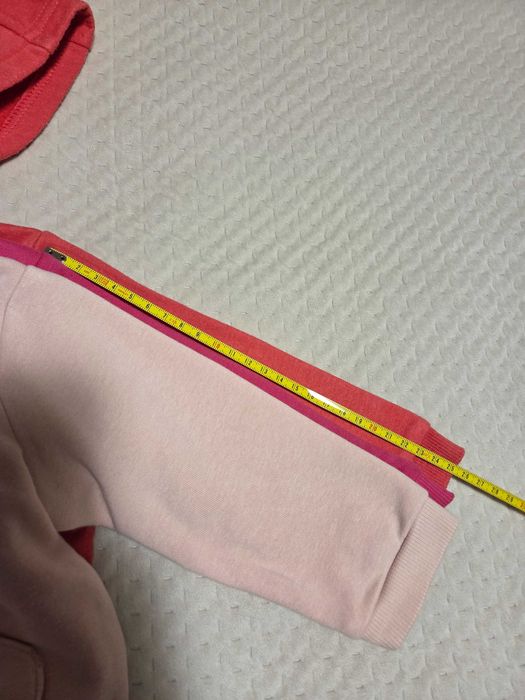 Zestaw 3 szt. bluz z kapturem 6-9m (68 - 74 cm) dziewczęce.