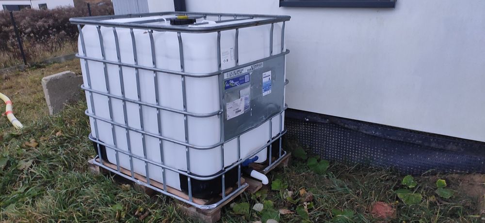 Sprzedam zbiornik 1000l krata mauser mauzer