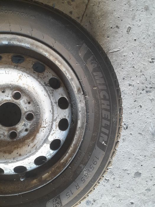 Шини мішелін 195/65 r15 зима.