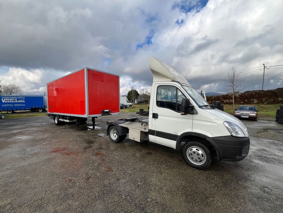 Iveco Daily 40C18 Mini-TIR (Carta B+E)
