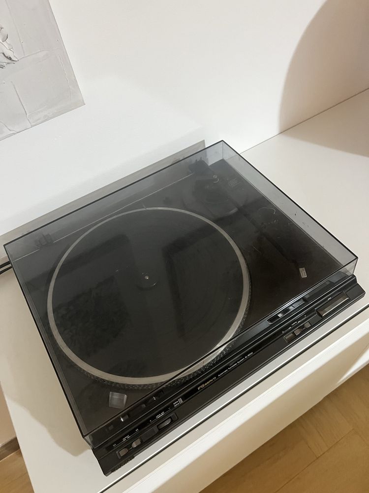 Gira-discos Technics SL-BD22