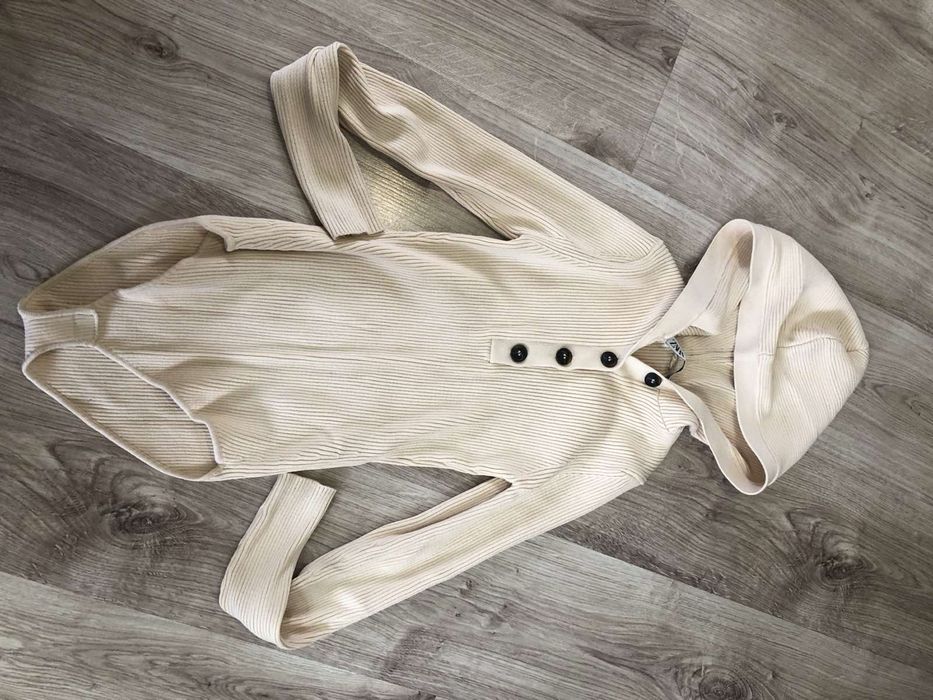 Пакет одягу на S …