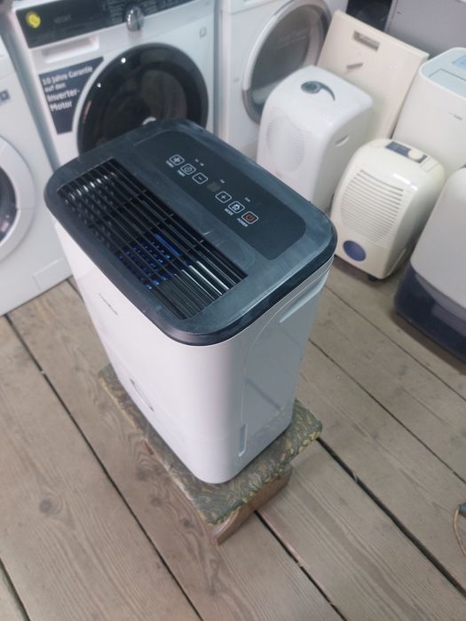 Осушувач повітря вологозбирач вологопоглинач Comfee 16л