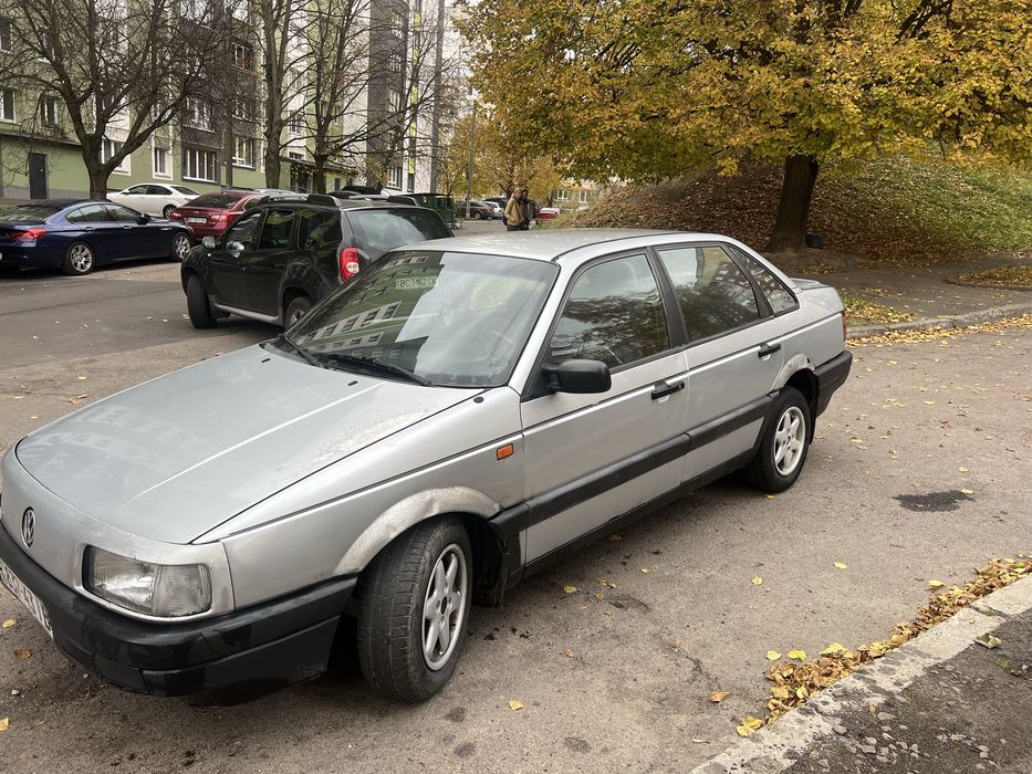 Passat b3 1991 1.8 бенз