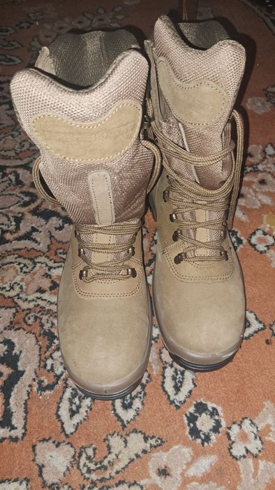 Продам нові берці