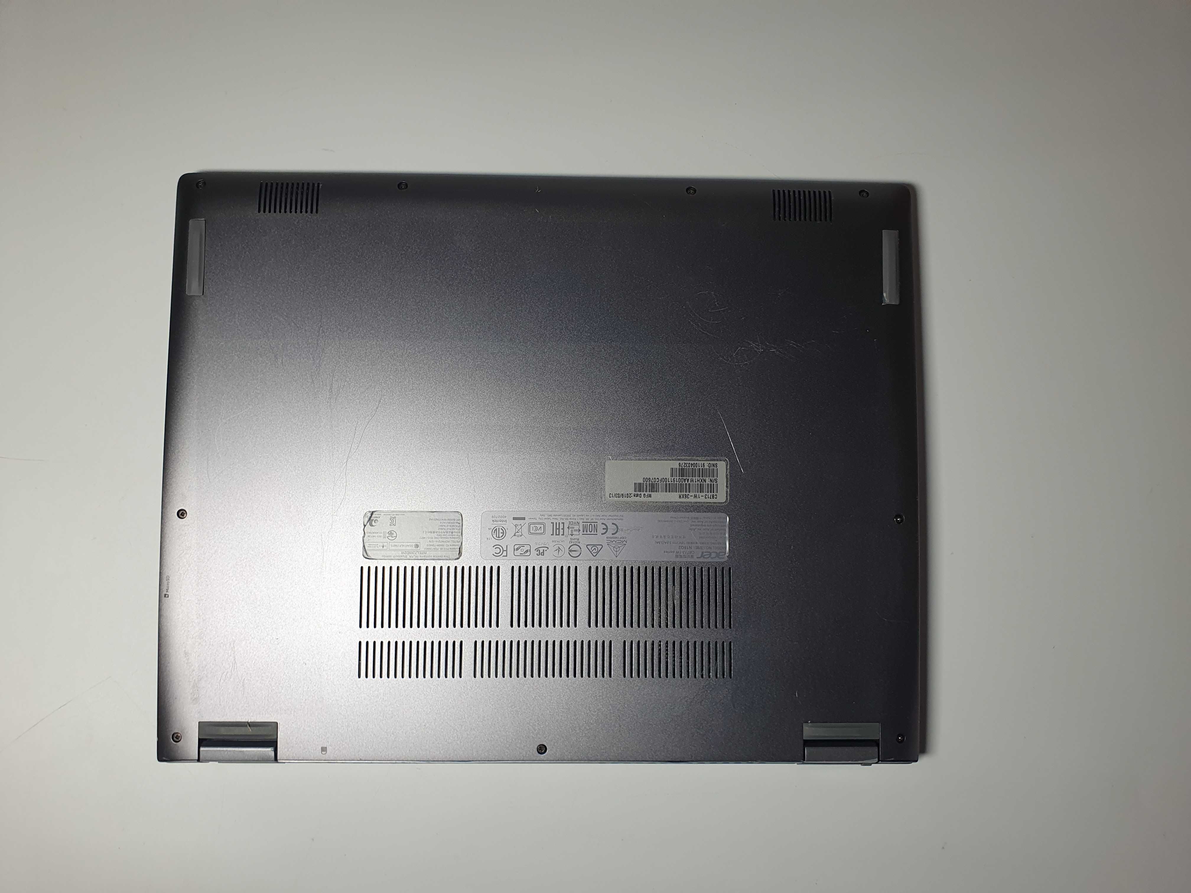 Acer CB713 хромбук 13.5' 4к IPS  Intel i3-8130, 8Gb ОЗУ. SSD 32 GB