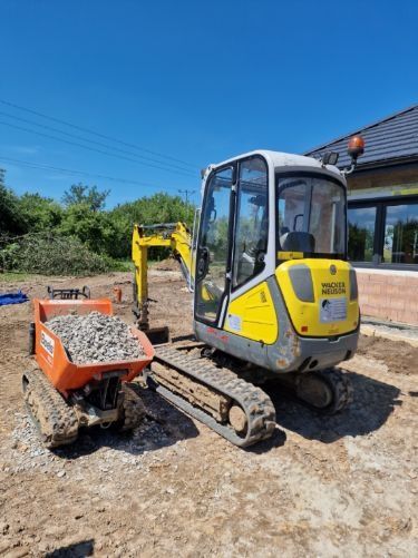 Usługi minikoparką