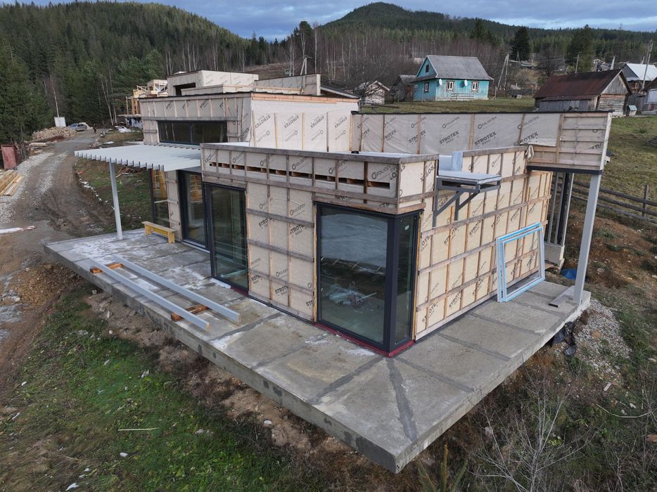 Продається котедж площею 128 м². Село Микуличин