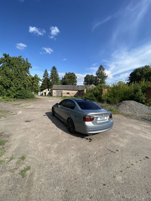 Bmw e90 3.0D 325d 280 к.с.