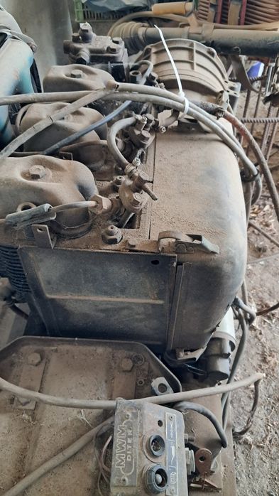 Motor diesel 3 cilindros