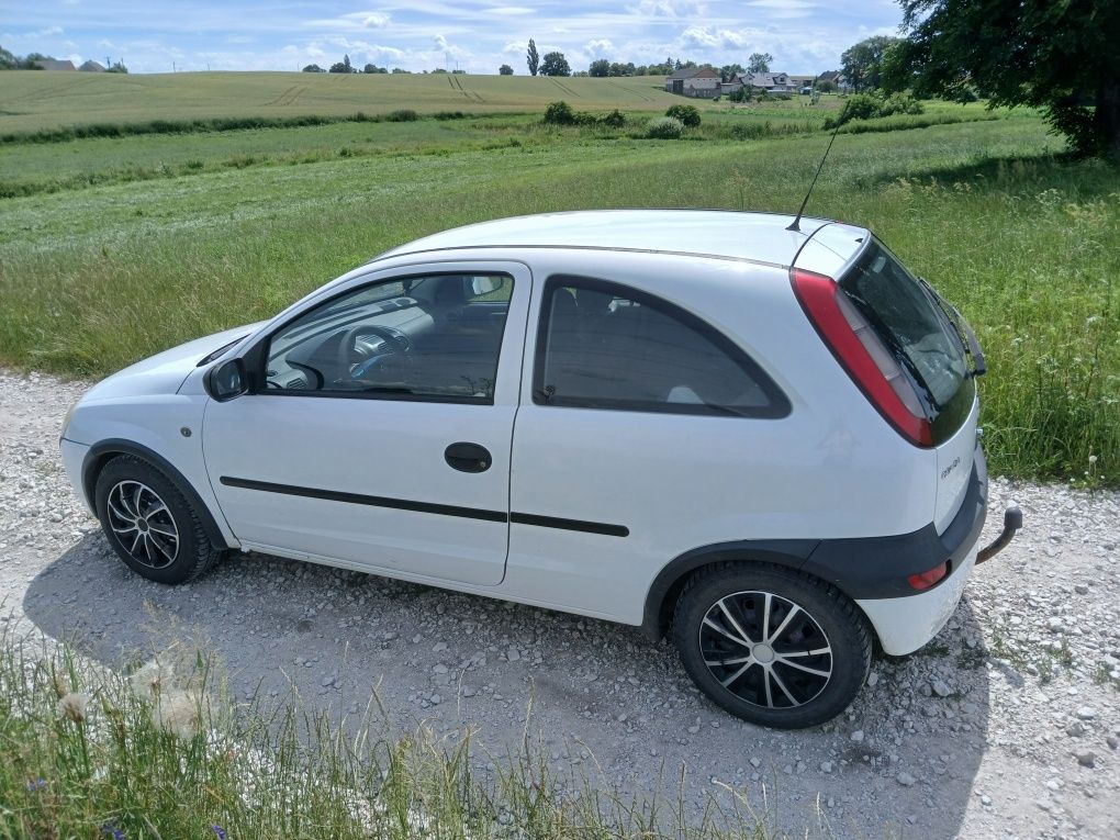 Opel corsa C 1.7 tdci