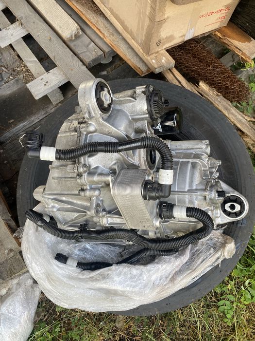 Двигун мотор тесла 3/Y