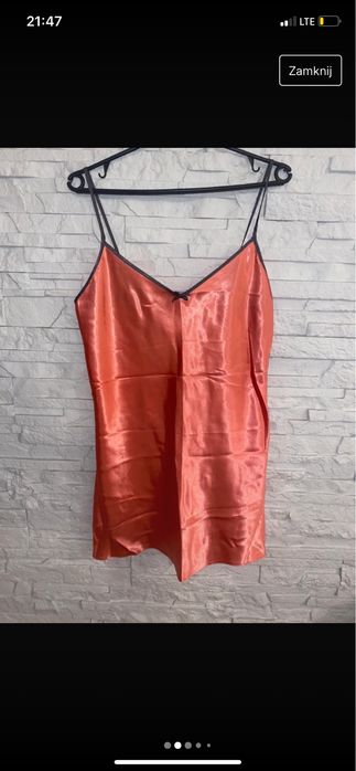 Kobieca, satynowa koszula nocna, piżamka