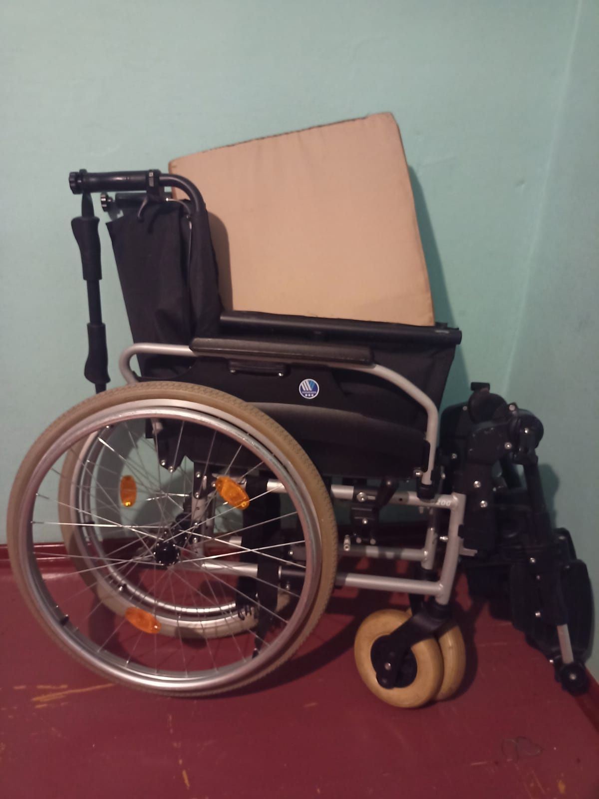 Wielofunkcyjny wózek inwalidzki transportowy podnośnik