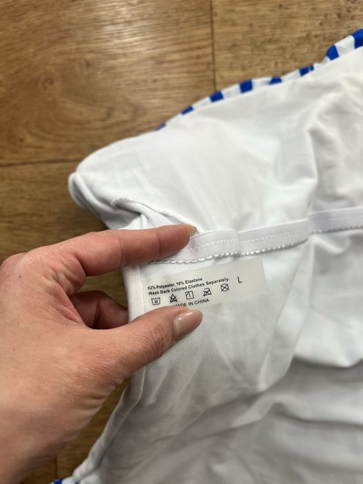 Суцільний якісний спільний злитний купальник бандо у смужку