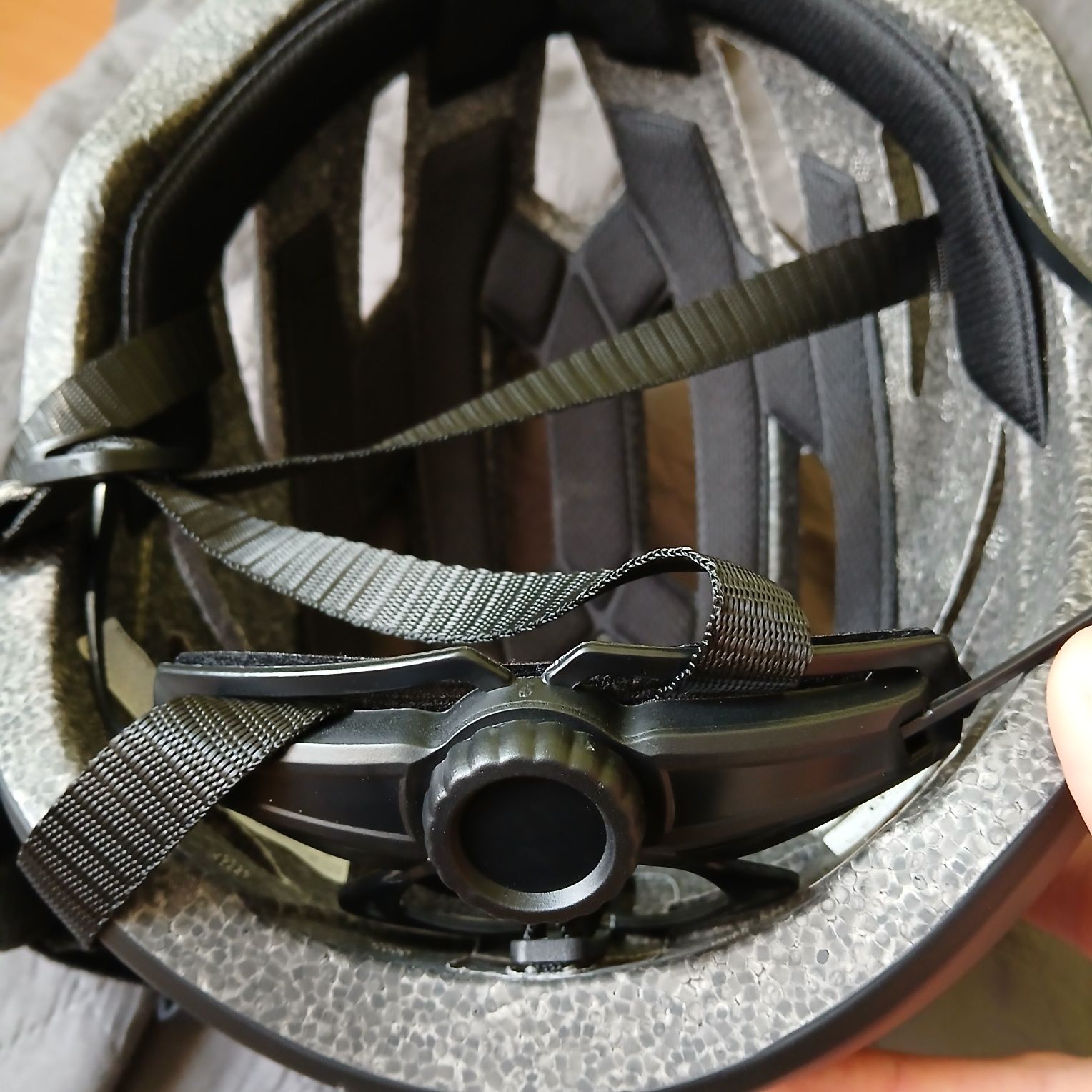 Kask rowerowy czarny