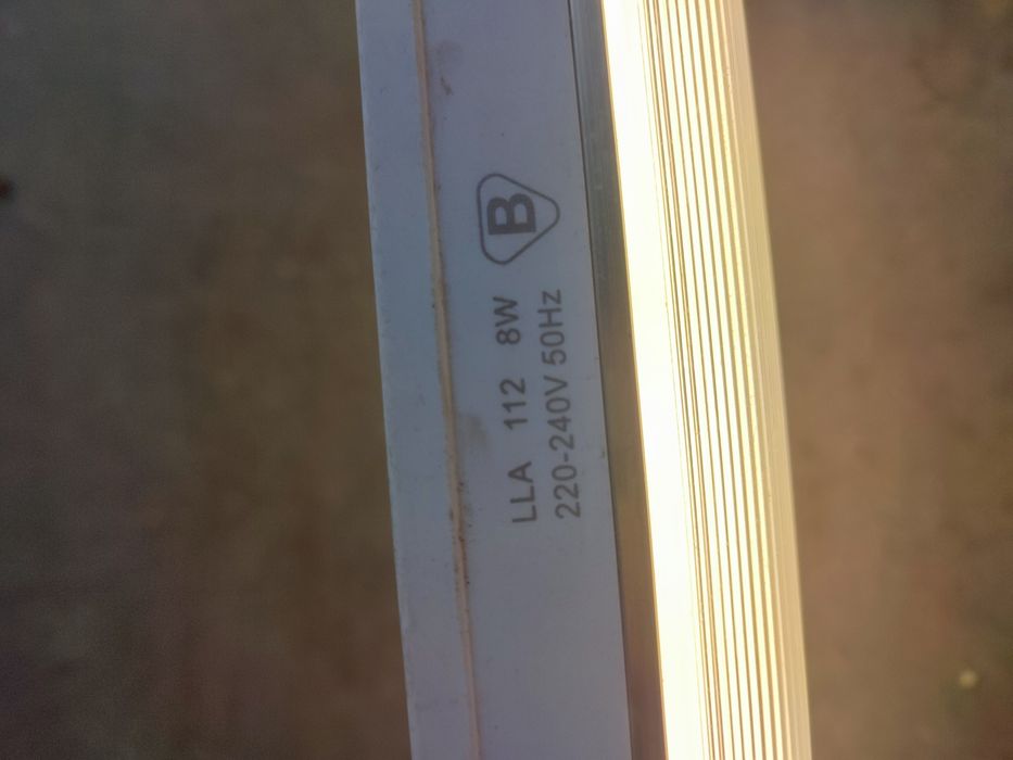 Oprawy świetlówki T4 komplet