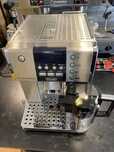 Кофемашина DeLonghi PrimaDonna