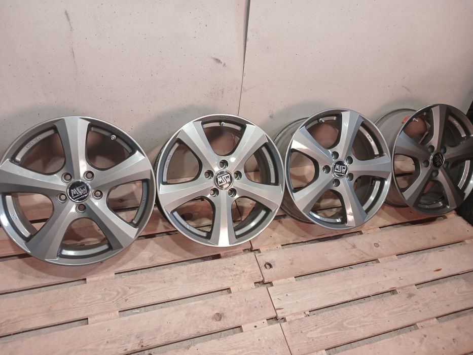 Продам диск O.Z  і r17 VW ,audi ,(в ідеальному стані)