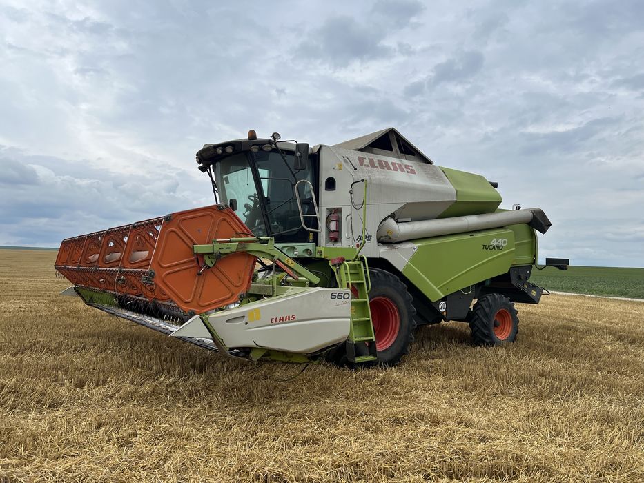 Claas Tukano 440