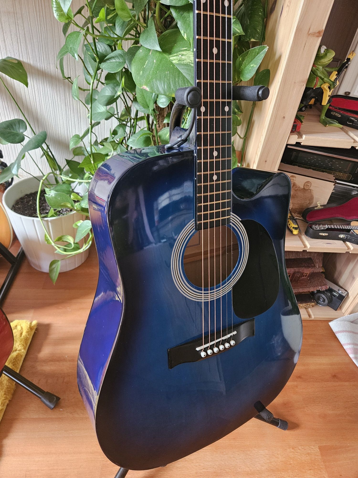 Gitara akustyczna w bardzo dobrym stanie