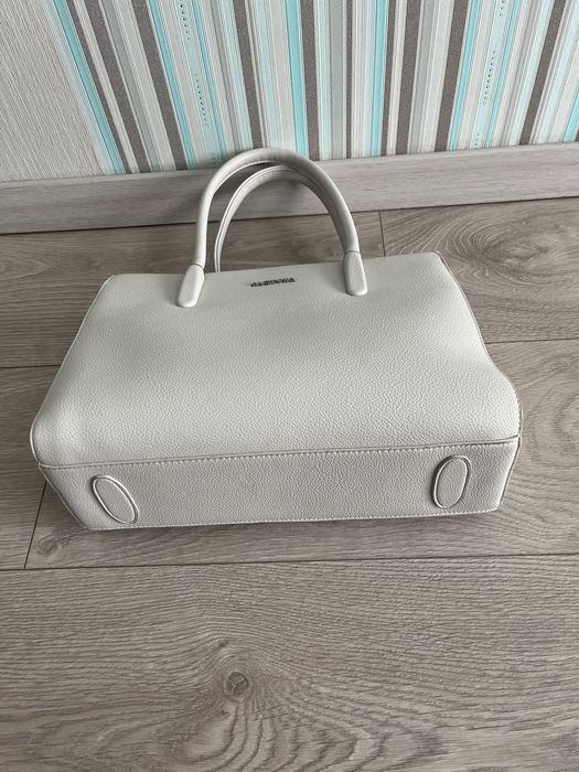 Продам сумку новую