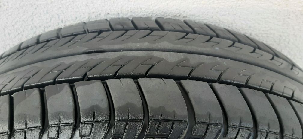 Sprzedam dwie opony letnie z felgami 155/80 R13