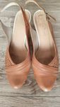Buty skórzane  szpilki 41 camel