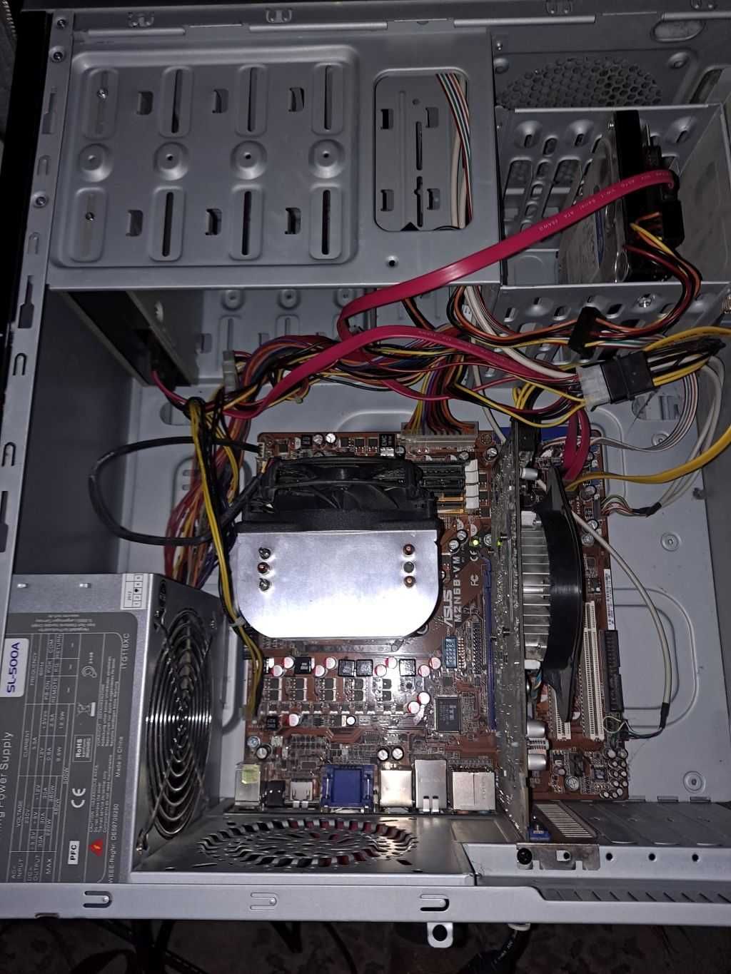 Zestaw Komputerów AMD X64, 8GB Ram  Hdd 512 GB System Windows