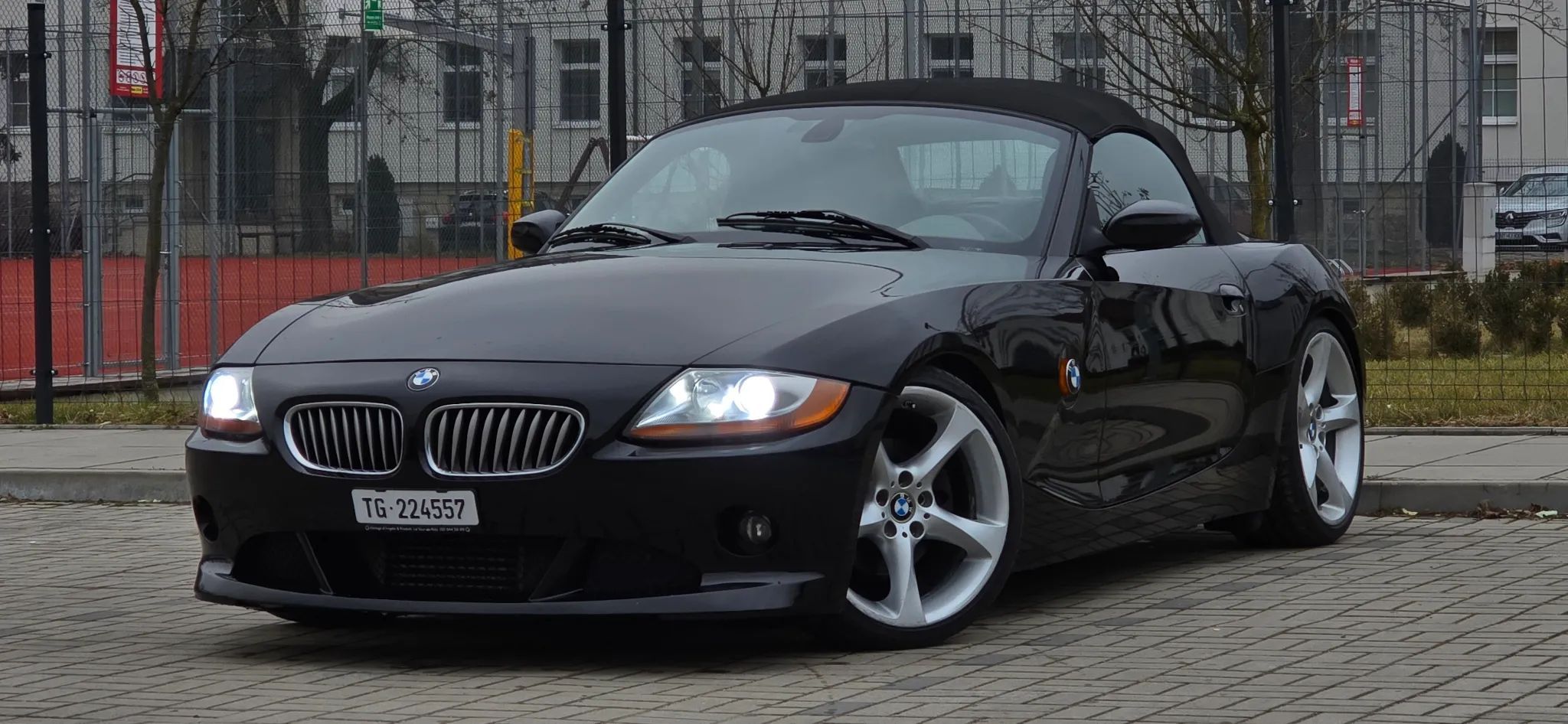 BMW Z4 3.0i KOMPRESSOR 275KM SWISS alu 19"