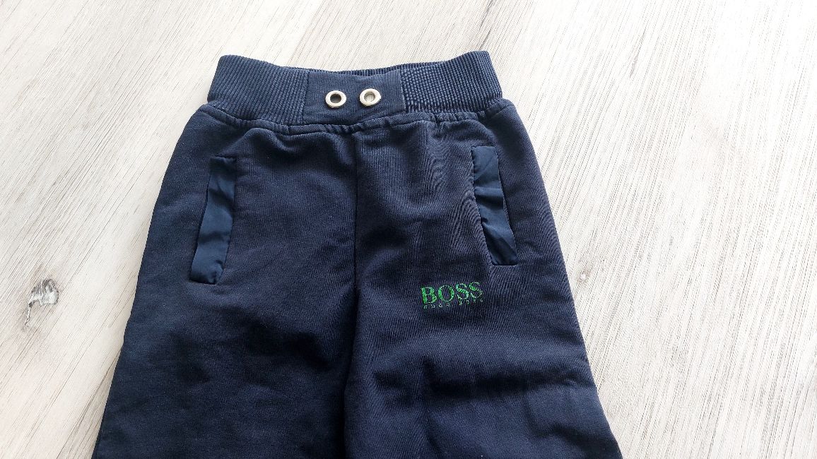 Dres dla chłopca rozm. 98 BOSS !