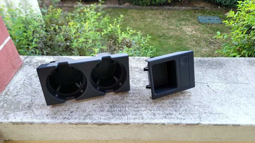 Porta copos e moedas E46