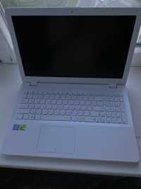 Ноутбук ASUS VivoBook 15 (X542UF-DM400)