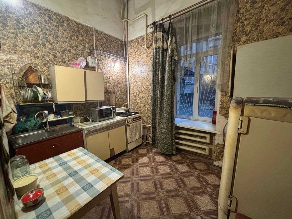 ‼️ Продам гостинку на метро ЮЖД 32м2‼️ Есть видео‼️ 10500у.е.