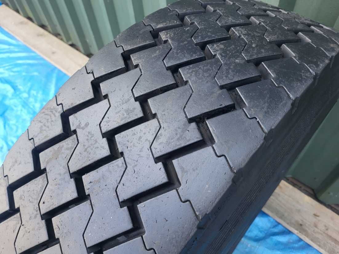 Opona Nalewka Marangoni 275/70 - R 22,5 22.5
