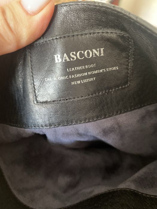 Продаю чудові шкіряні сапоги   Basconi , 40р