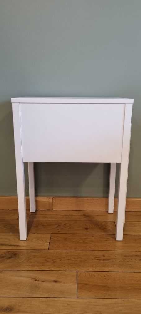Używany stolik nocny IKEA NORDLI biały kolorowa gałka