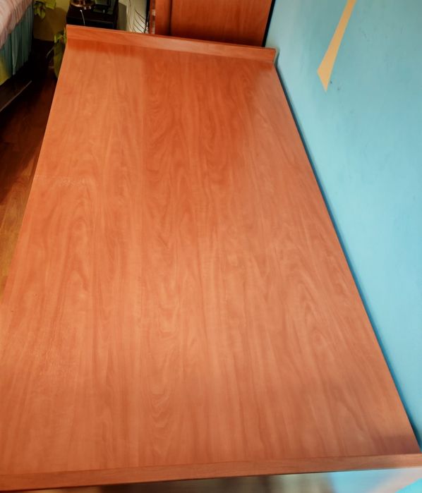 Cama alta solteiro/criança, com cama por baixo e 2 colchões